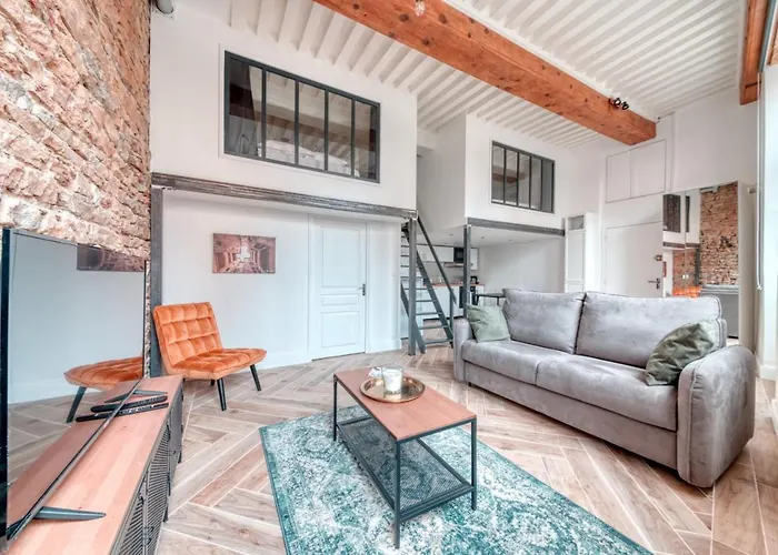 Le Pouteau Authentic Charm 2-Bedroom Apartment In Croix Rousse