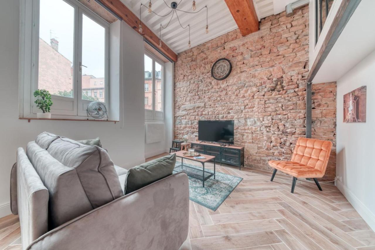 Apartment Le Pouteau Authentic Charm 2-bedroom In Croix Rousse