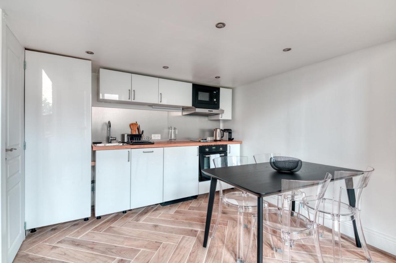 Apartment Le Pouteau Authentic Charm 2-bedroom In Croix Rousse
