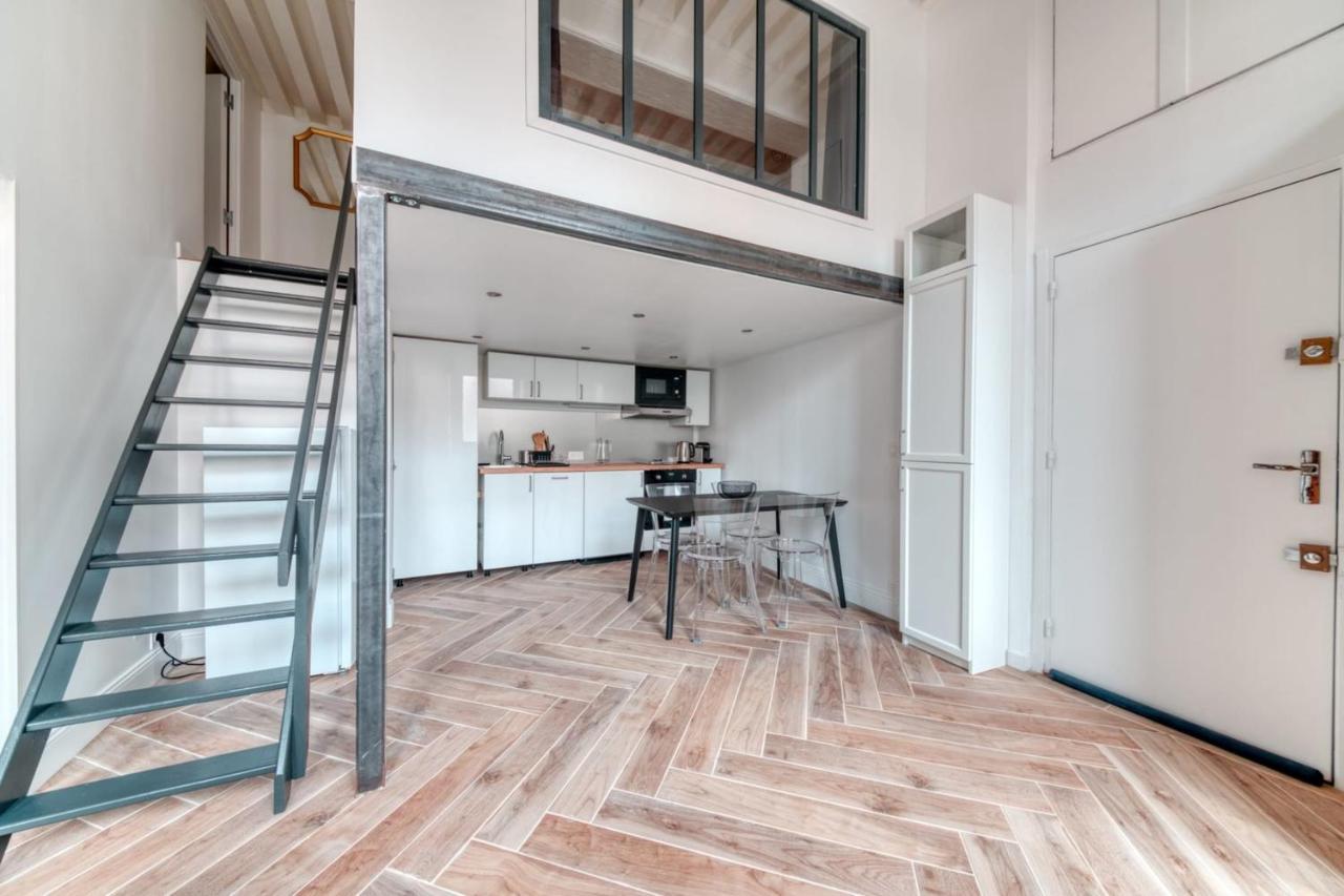 Apartment Le Pouteau Authentic Charm 2-bedroom In Croix Rousse *